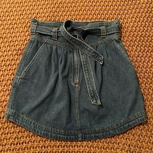 💙Aritzia denim miniskirt 💙